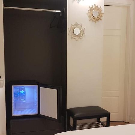 Room Del Giglio Bari Bagian luar foto