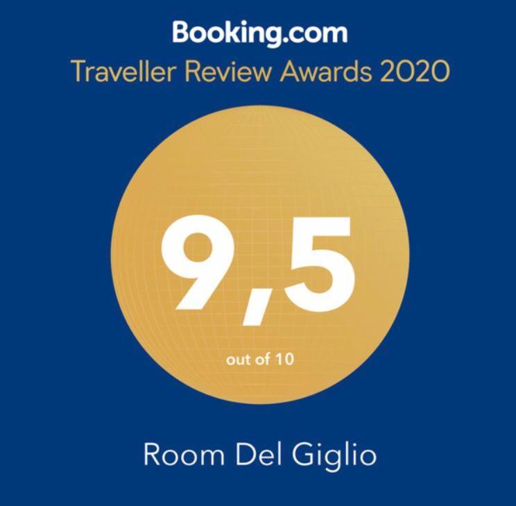 Room Del Giglio Bari Bagian luar foto